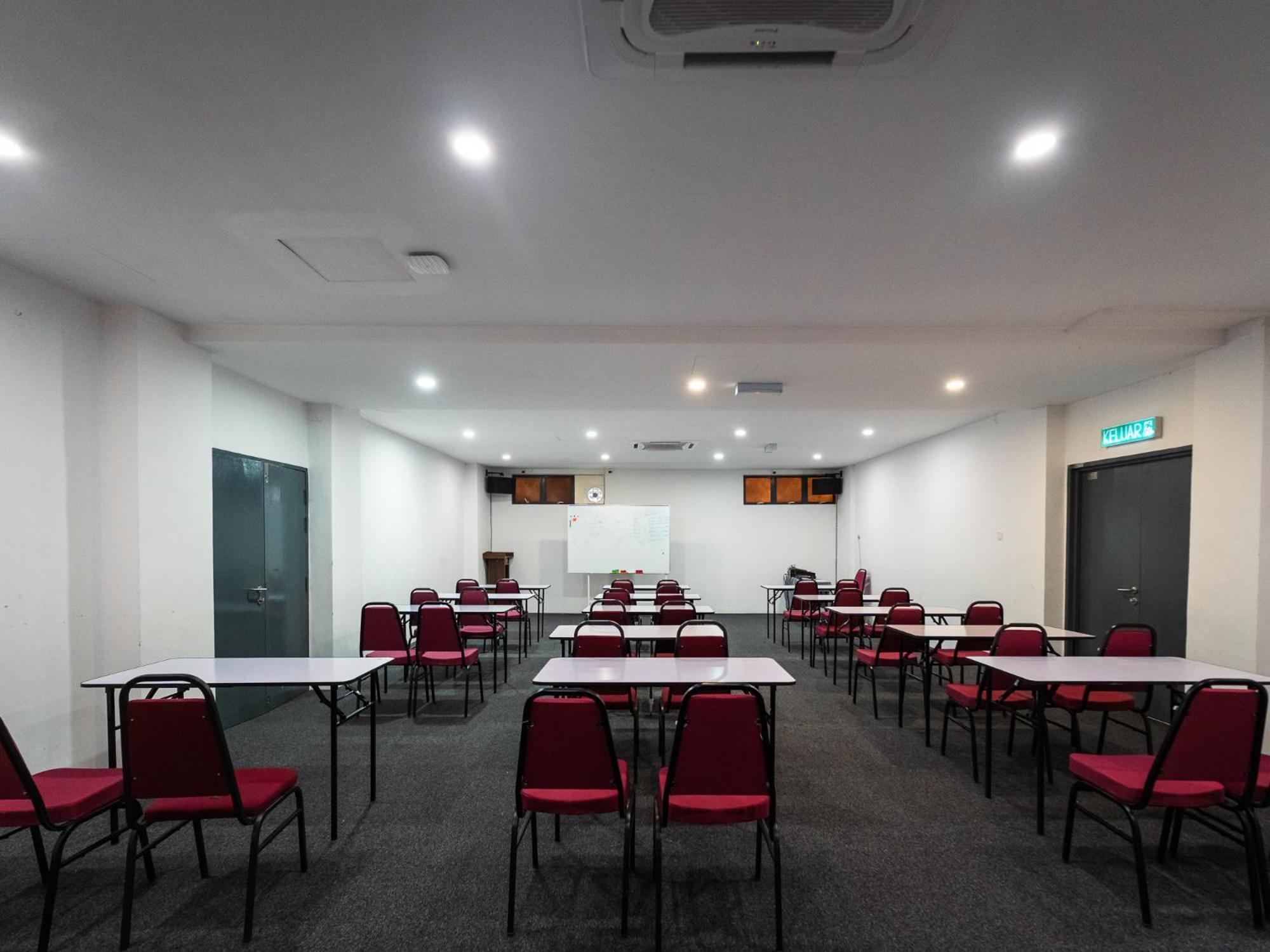 T+高级酒店 阿罗士打 外观 照片