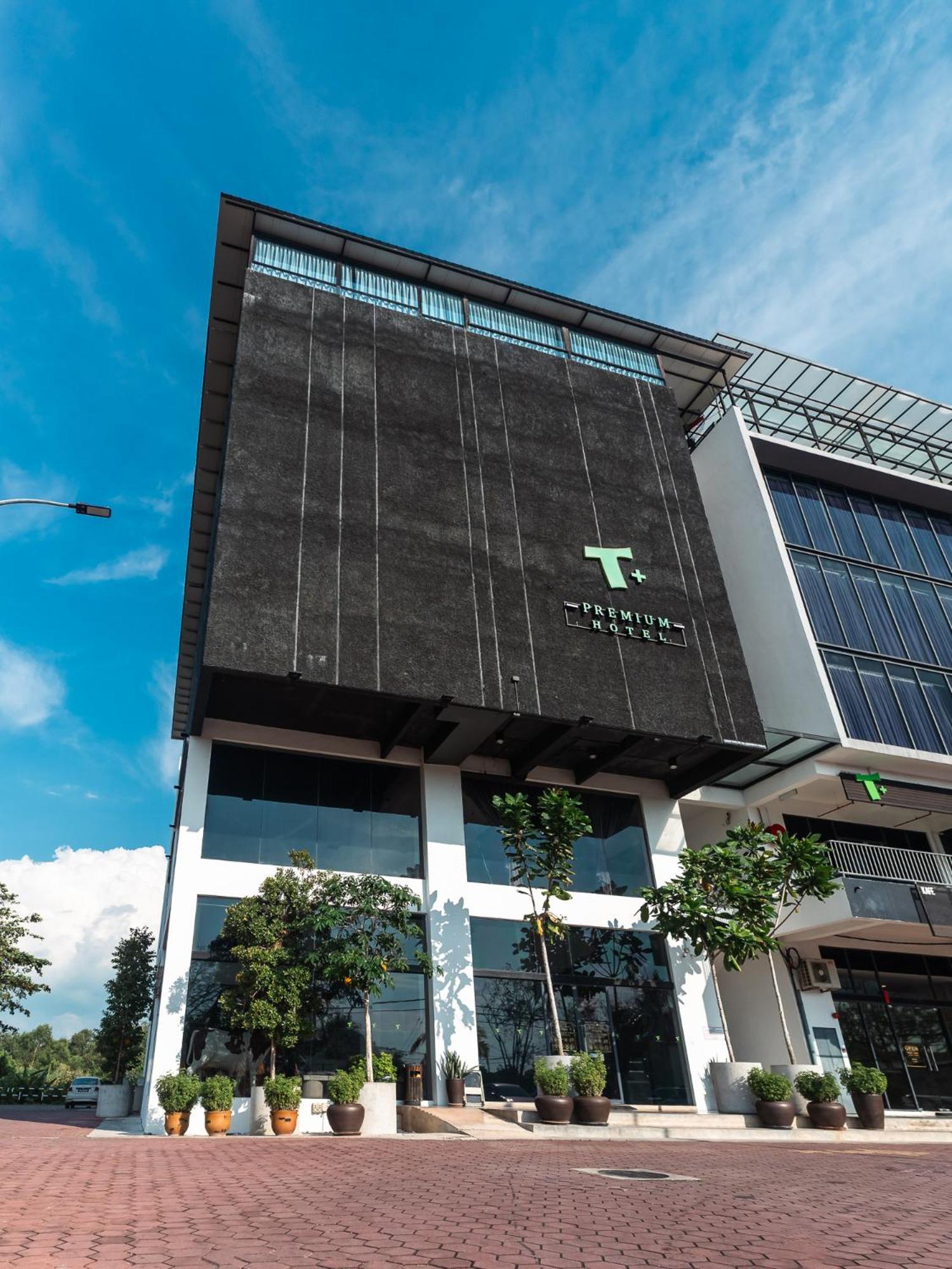T+高级酒店 阿罗士打 外观 照片